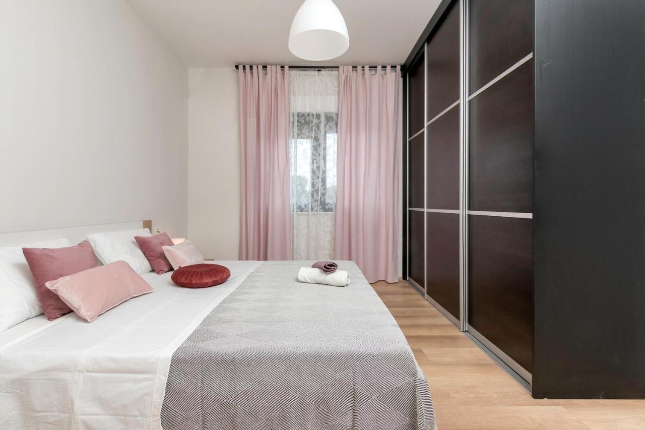 Apartman Olea Pula Exteriör bild