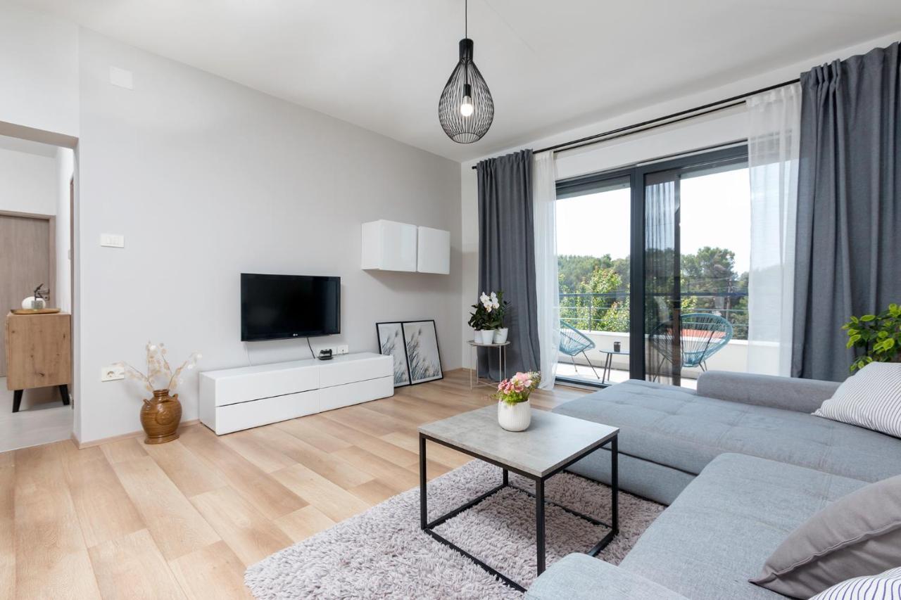 Apartman Olea Pula Exteriör bild
